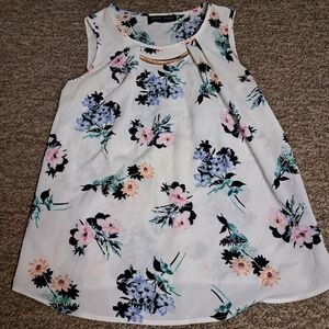 Floral Sleeveless Top